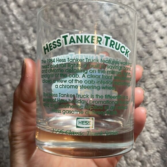 1996 Hess classic truck series glasses - Picture 4 of 7